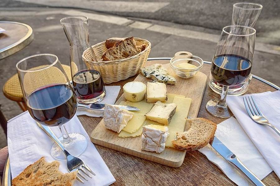 21ème fête des fromages et du vin à  Anglars-Juillac